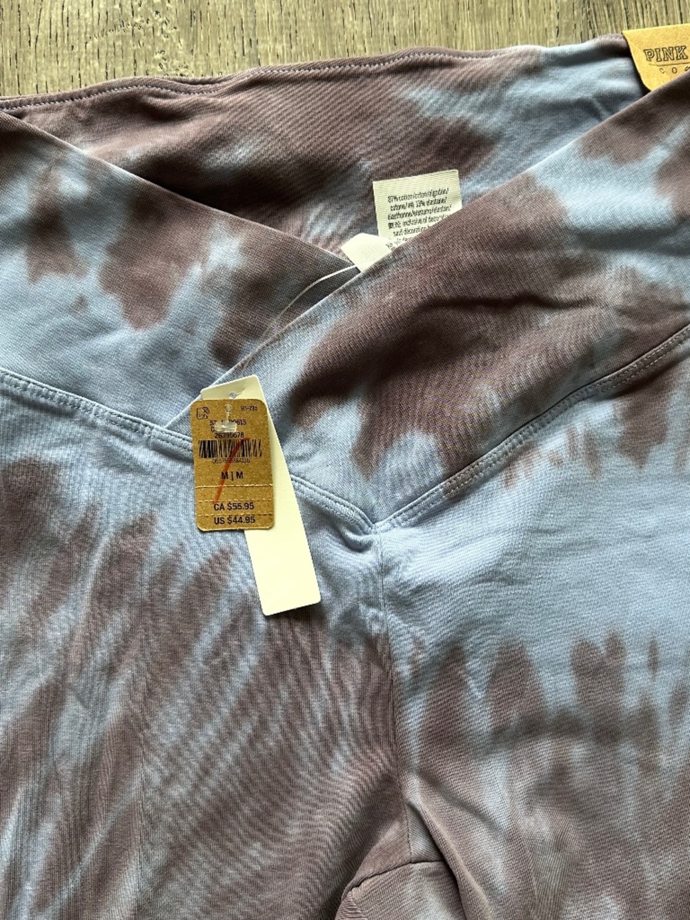 Victoria Secret Tie Dye Leggings - Picture 5 of 5
